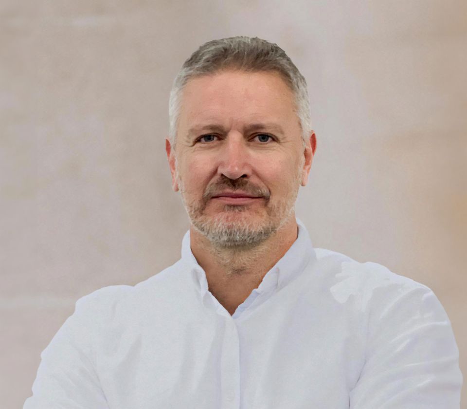 Anthony Jenks, Managing Director EOS Solutions UK Plc Anthony Jenks, Managing Director EOS Solutions UK Plc